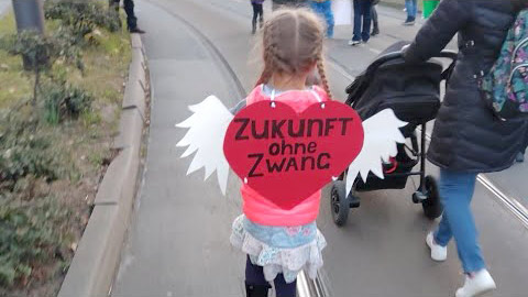 (Gedichte aus der Zukunft)™