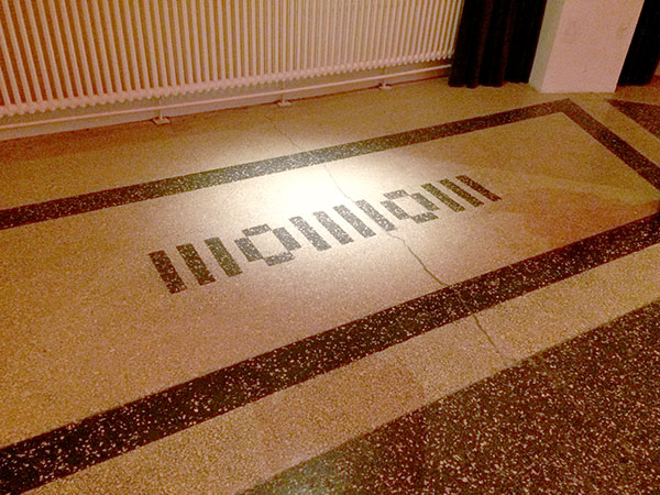 Krematorium Wedding - Bin&auml;rcode | Crematory Wedding – Bonary Code