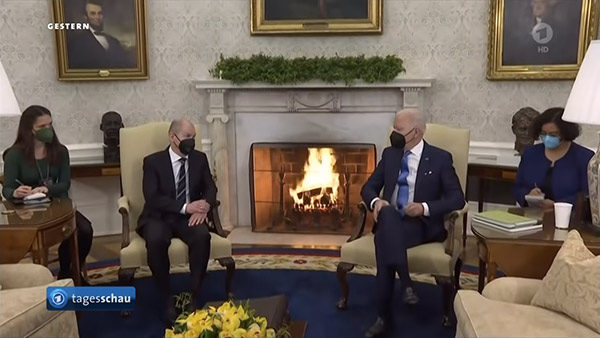 (tagesschau)™ · (060208, 2000)™; Bildschirmfoto de (060209-153439)™ (tagesschau)™ · (060208, 2000)™; Bildschirmfoto de (060209-153439)™